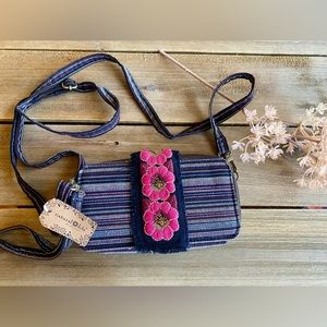 NWT Natural Life crossbody wallet